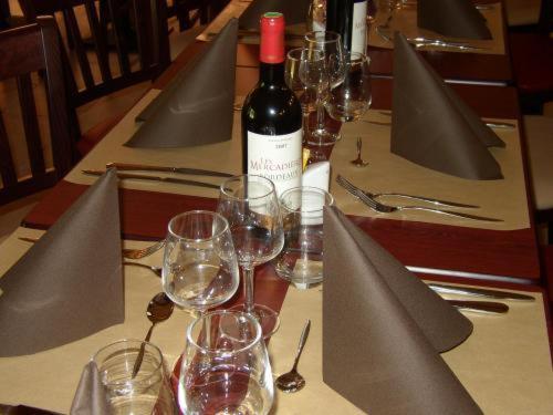 Relais Fasthotel Quimperle Luaran gambar