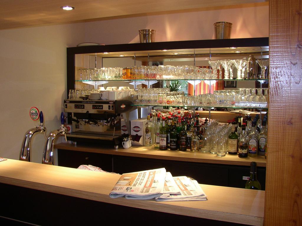 Relais Fasthotel Quimperle Luaran gambar